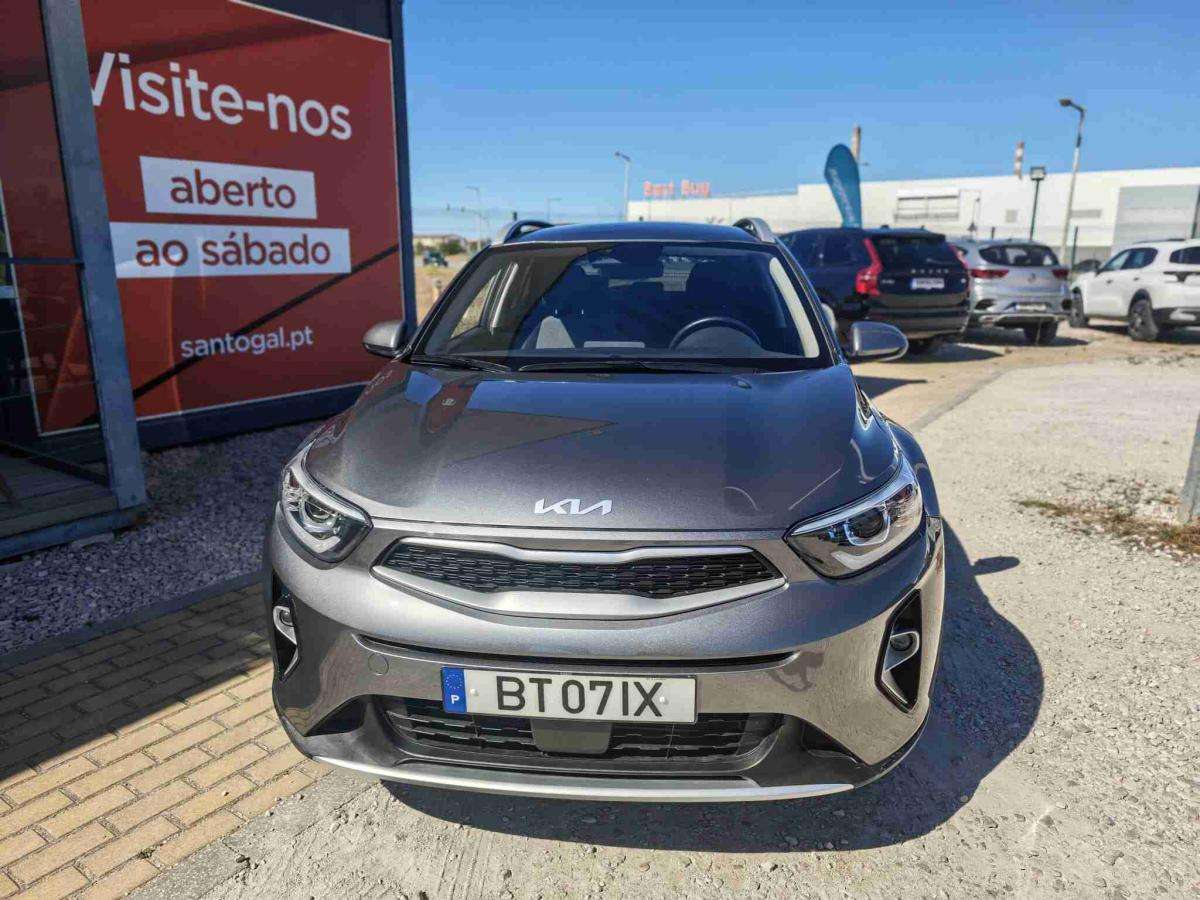 kia-stonic-2025-gasolina-1197cc