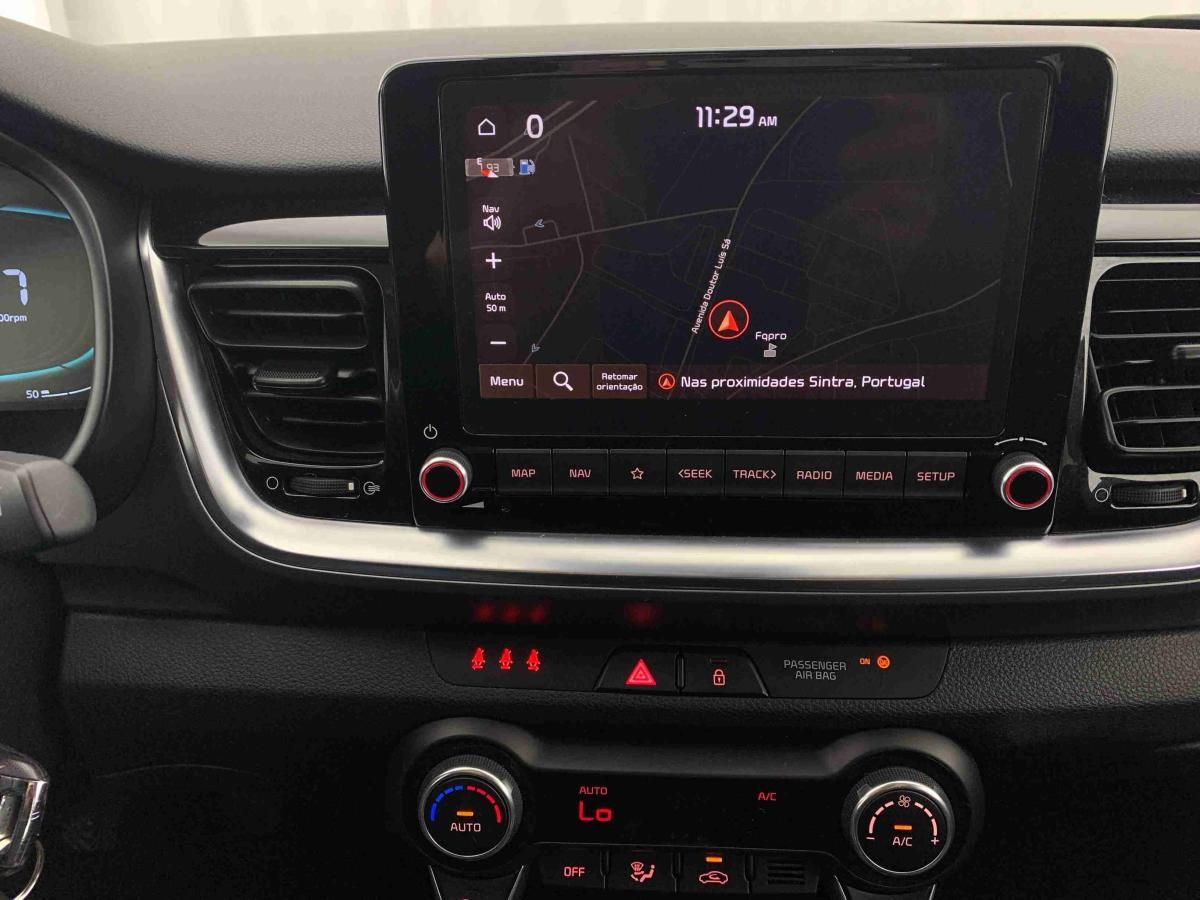 kia-stonic-2025-gasolina-1197cc