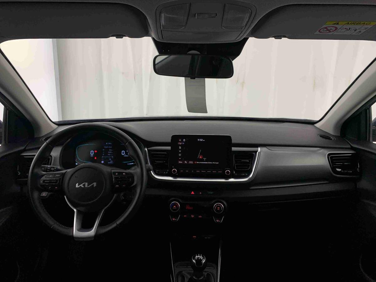 kia-stonic-2025-gasolina-1197cc
