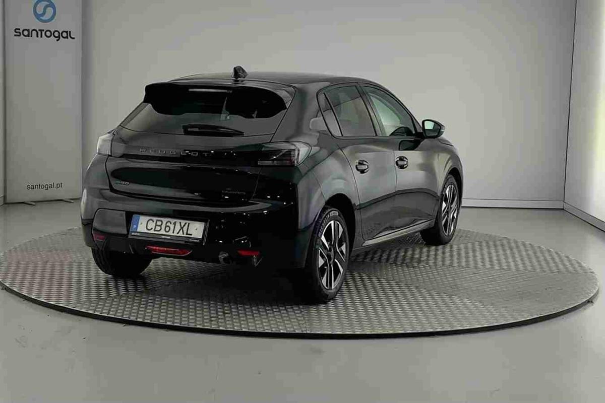 peugeot-208-2026-gasolina-1199cc