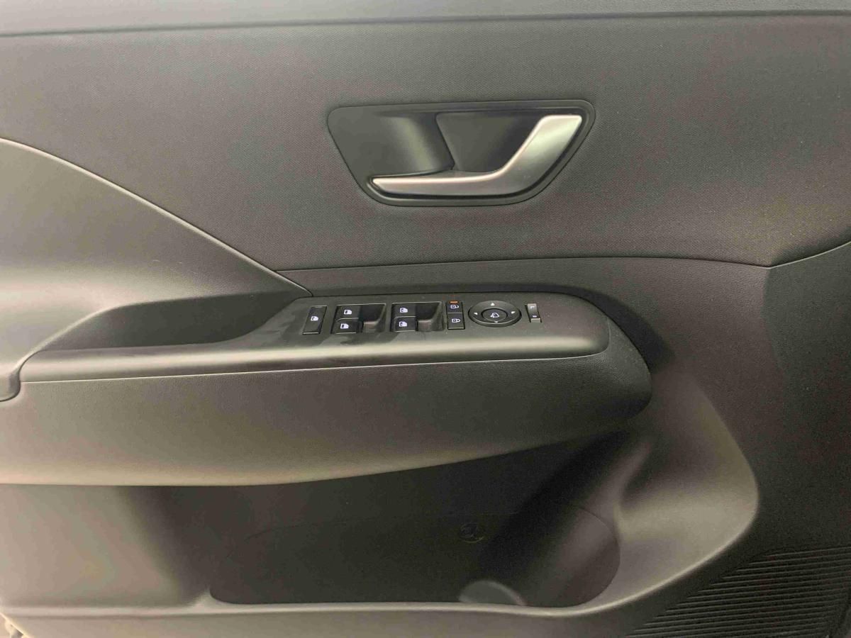 hyundai-kauai-2024-gasolina-998cc