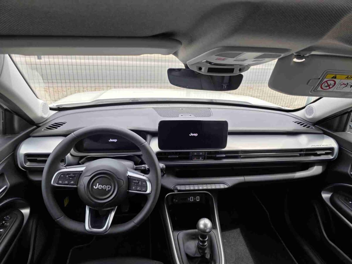 jeep-avenger-2025-gasolina-1199cc