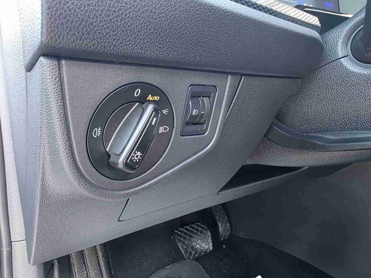 volkswagen-taigo-2025-gasolina-999cc