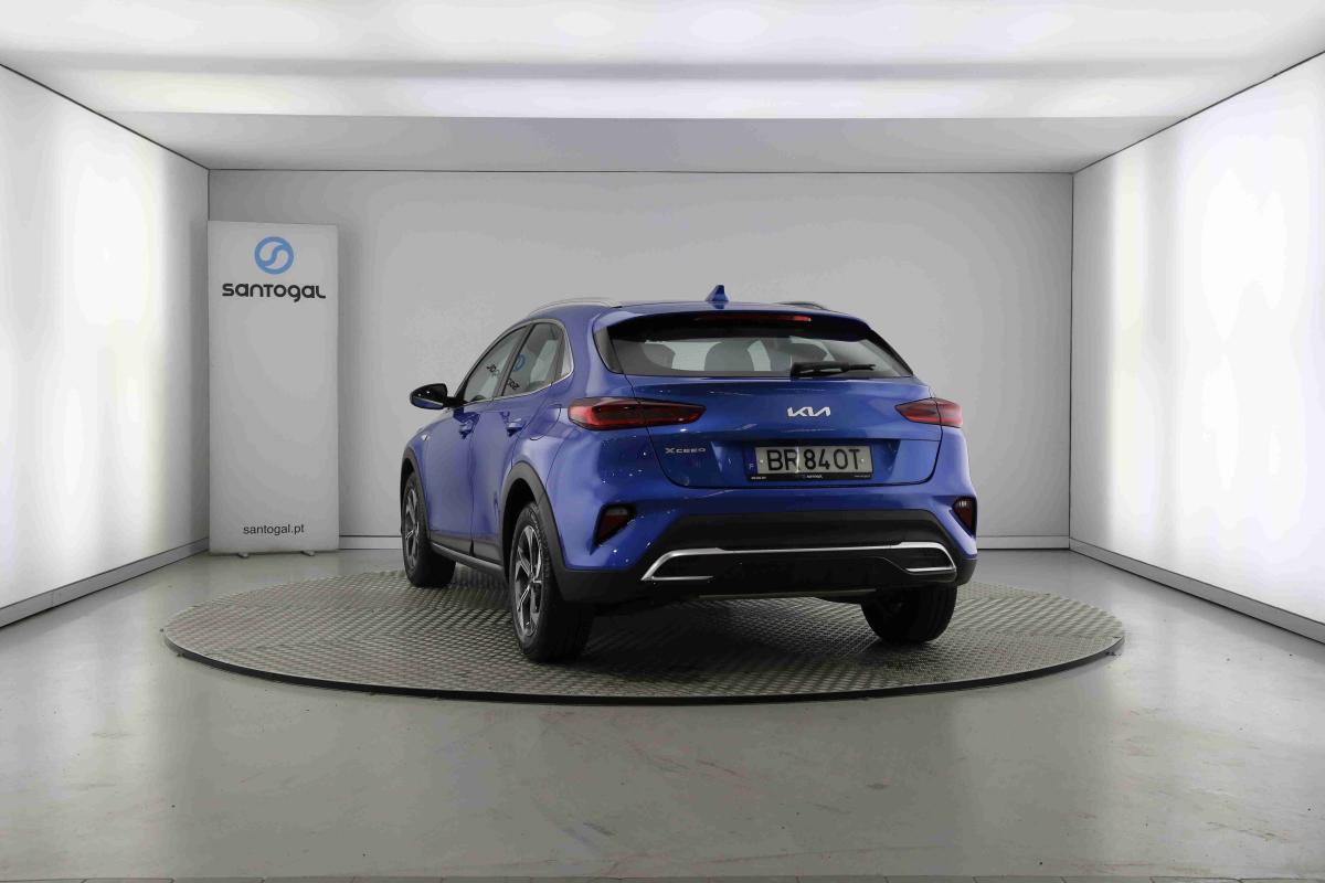 kia-xceed-2025-gasolina-998cc