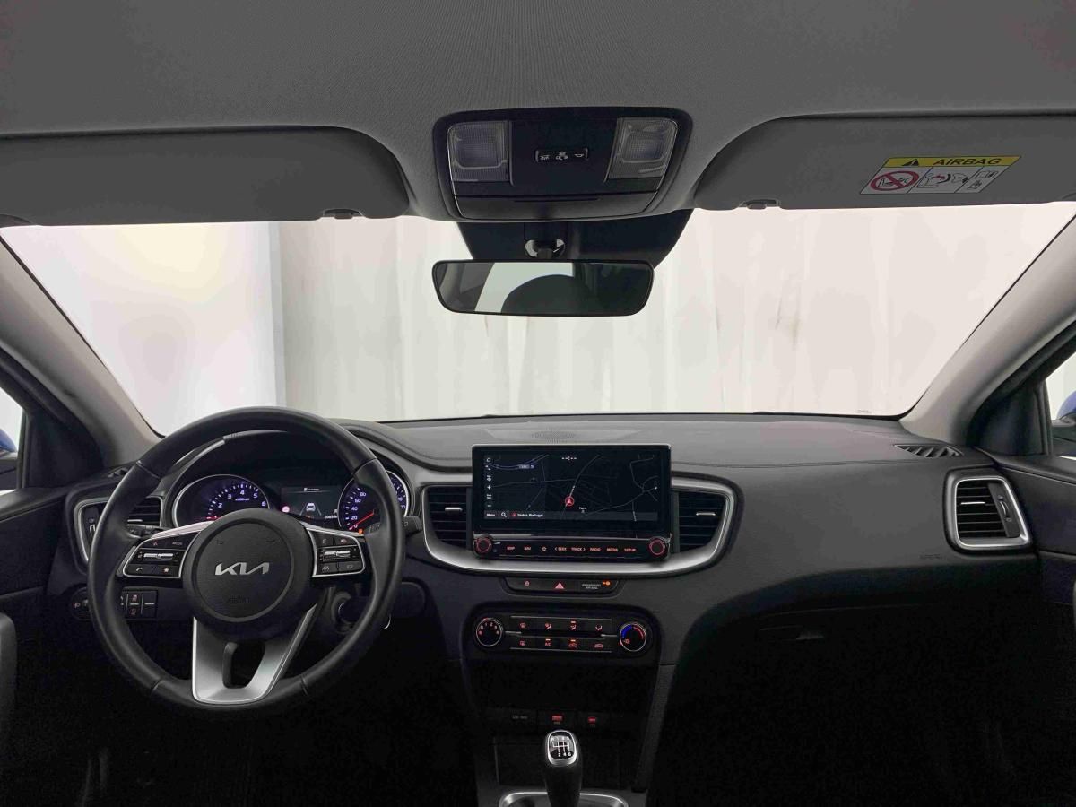 kia-xceed-2025-gasolina-998cc