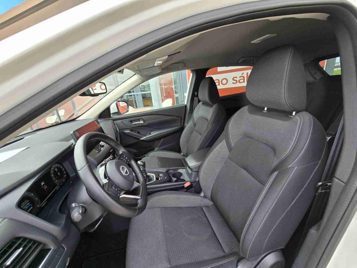 nissan-qashqai-2024-gasolina-1332cc