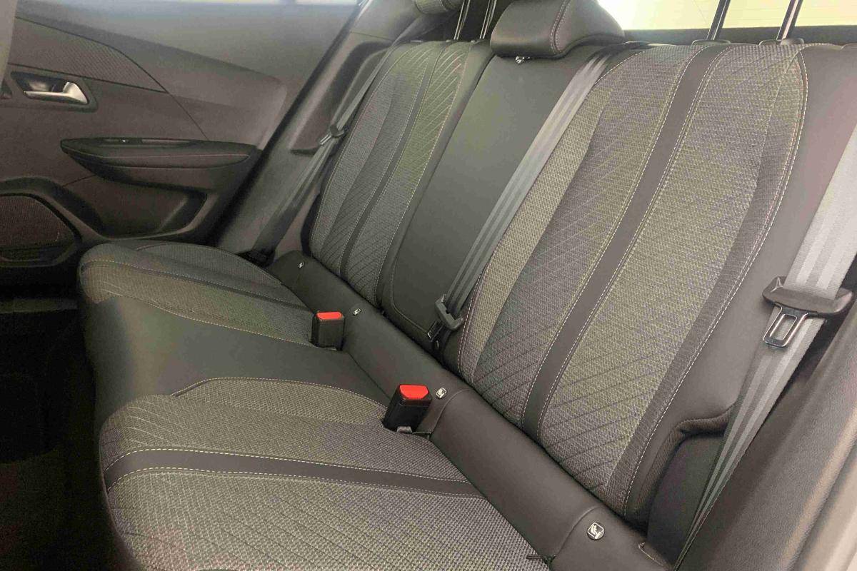 peugeot-2008-2026-gasolina-1199cc