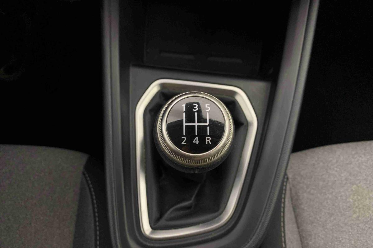 mitsubishi-colt-2025-gasolina-999cc
