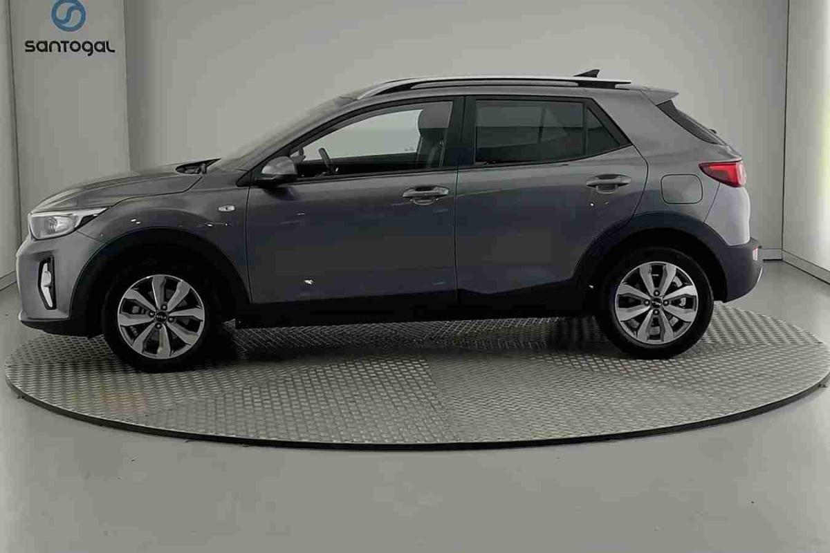 kia-stonic-2025-gasolina-1197cc