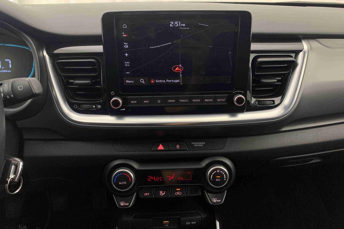 kia-stonic-2025-gasolina-1197cc