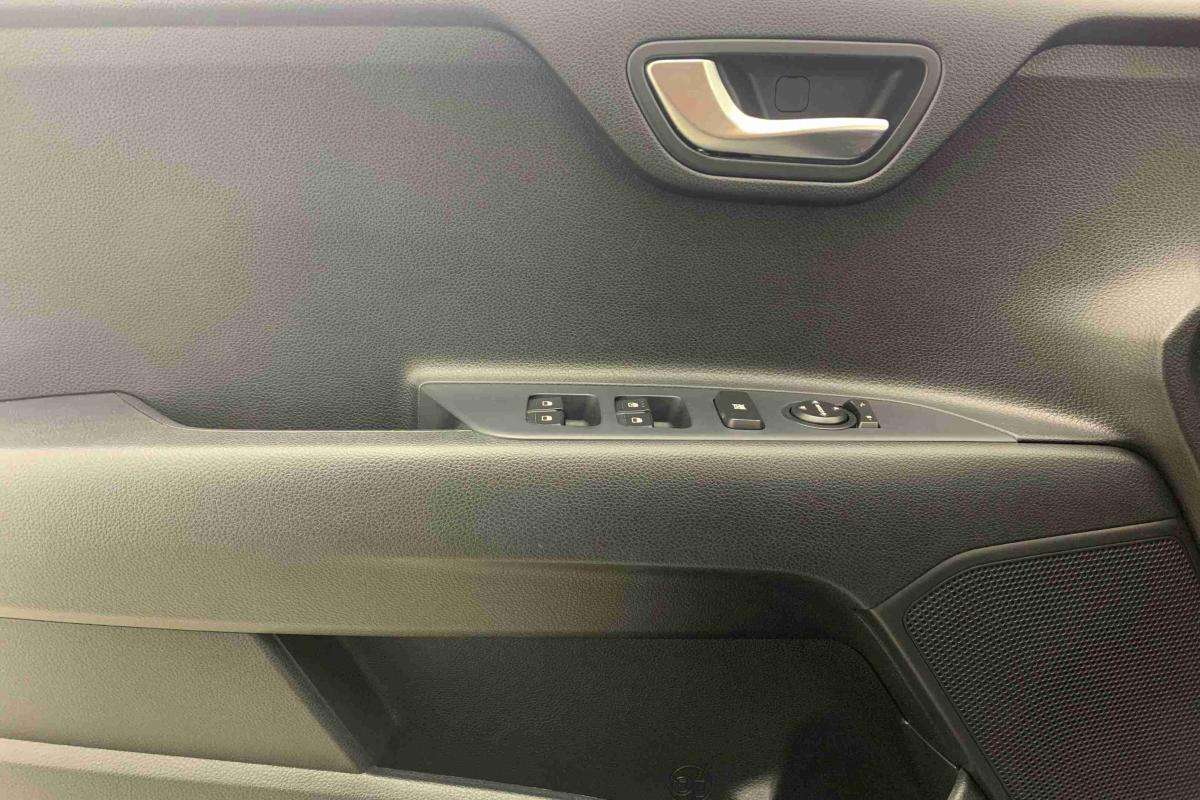 kia-stonic-2025-gasolina-1197cc