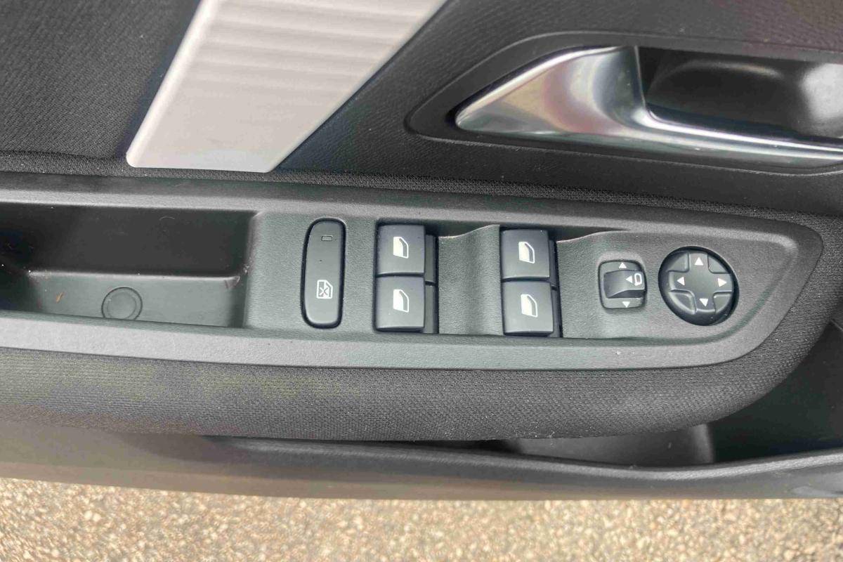 citroen-c4-2025-gasolina-1199cc