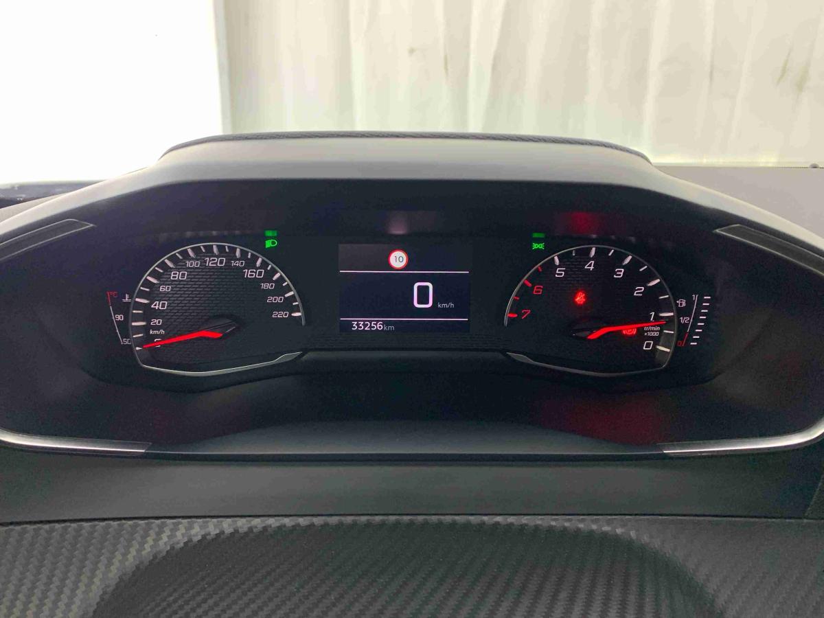 peugeot-2008-2024-gasolina-1199cc