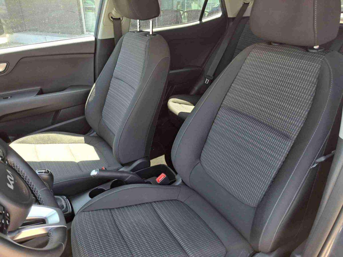 kia-stonic-2025-gasolina-998cc