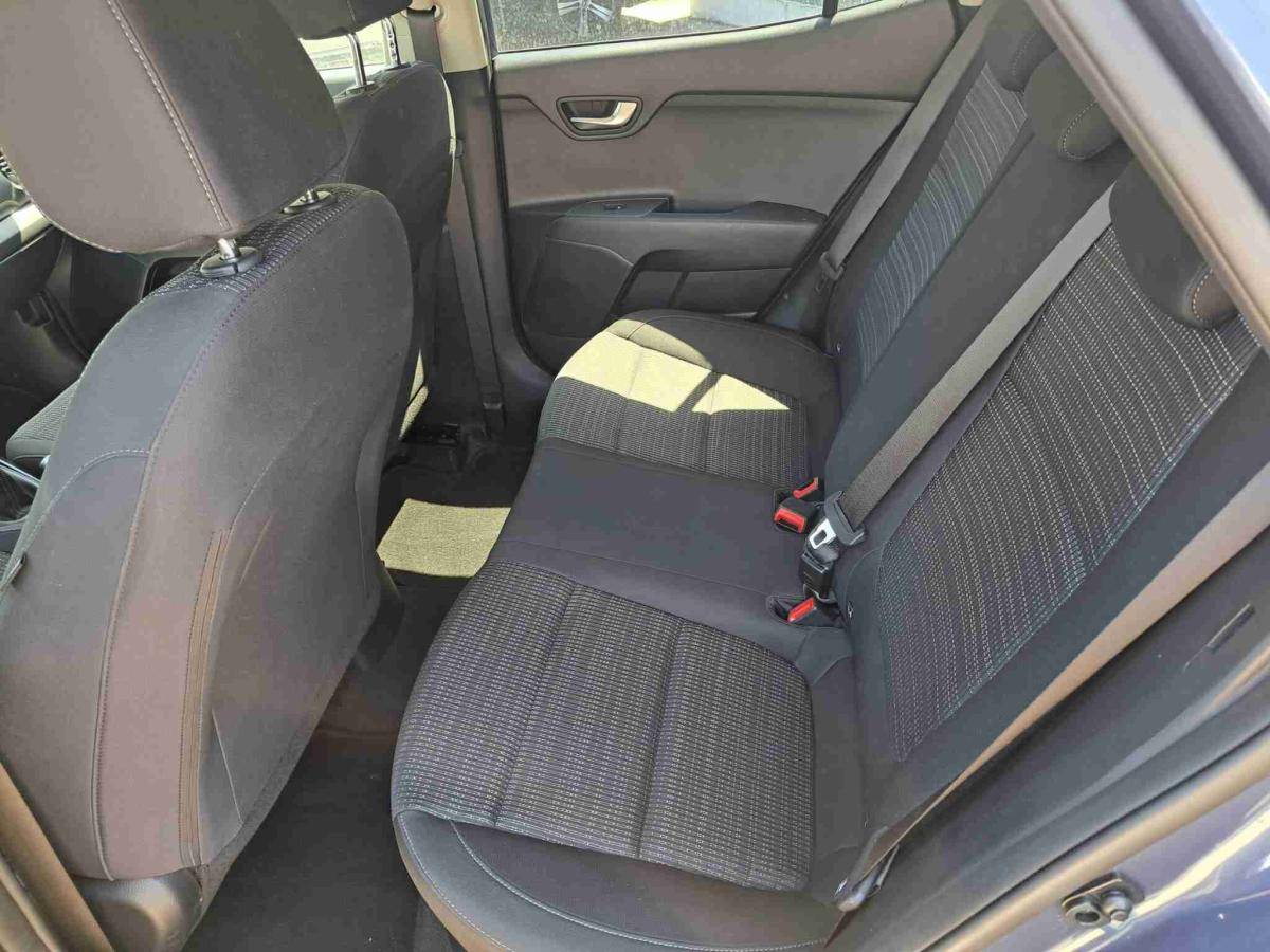 kia-stonic-2025-gasolina-998cc