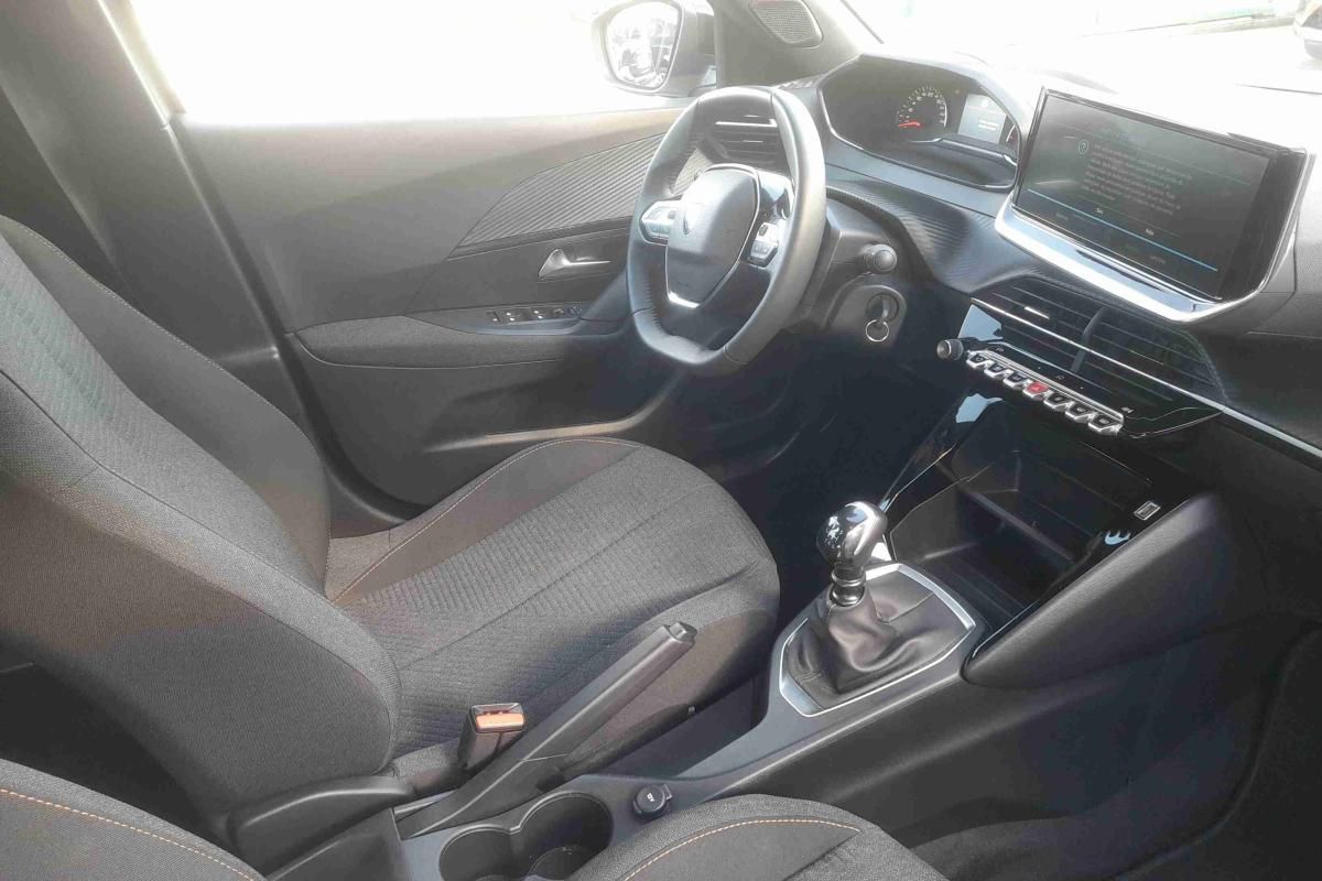 peugeot-2008-2025-gasolina-1199cc
