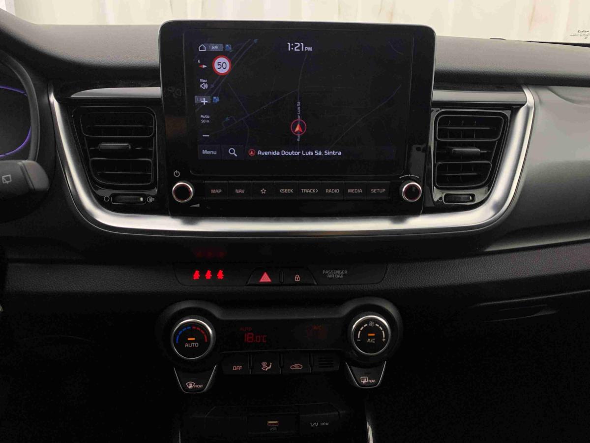 kia-stonic-2025-gasolina-1197cc