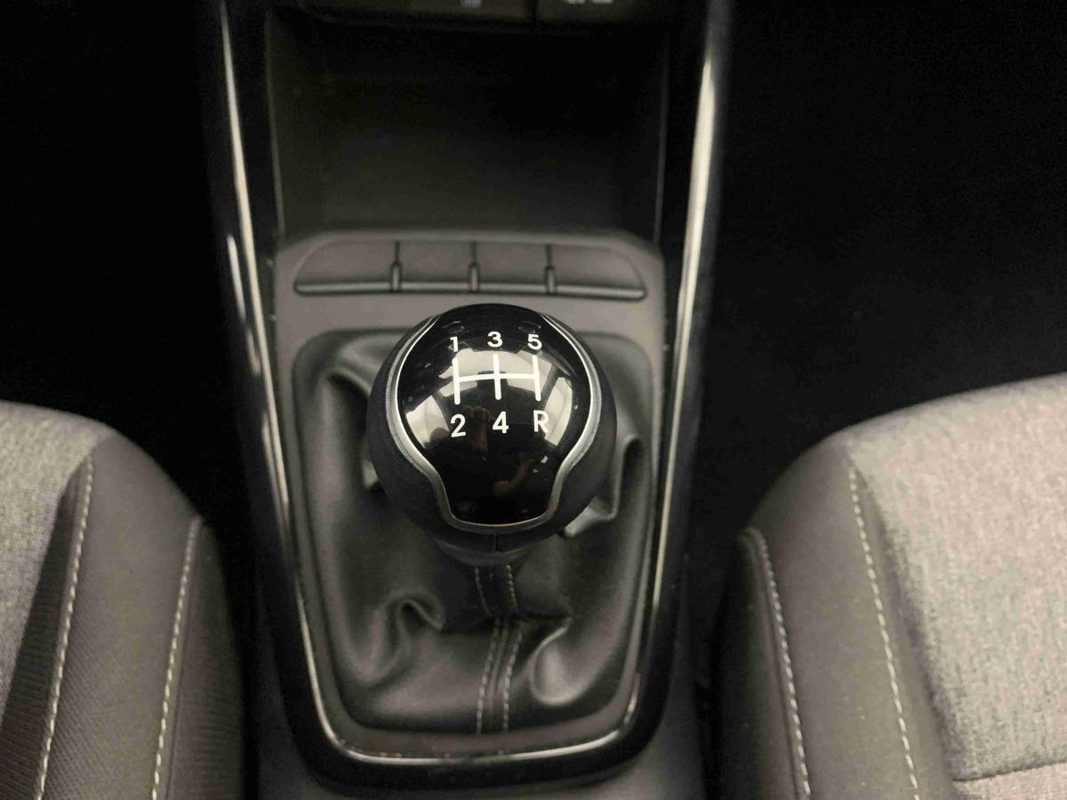 kia-stonic-2025-gasolina-1197cc
