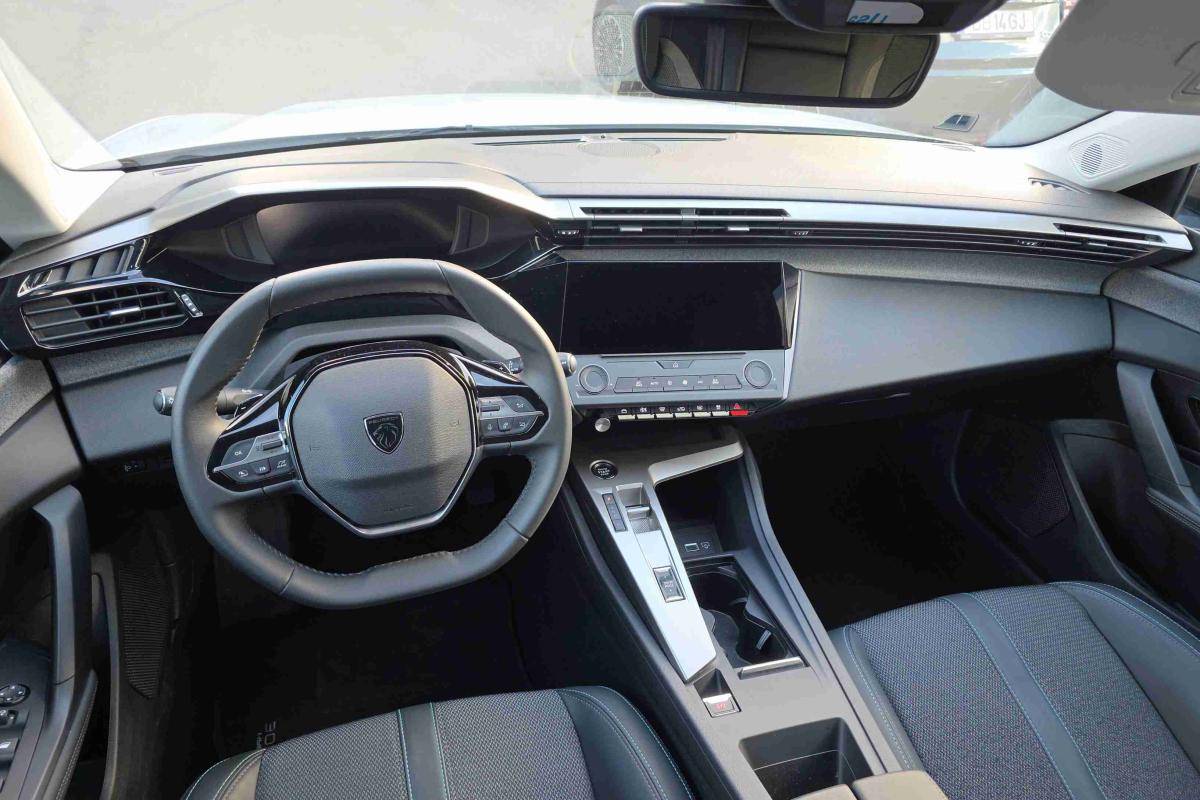 peugeot-308-sw-2025-gasolina-1199cc
