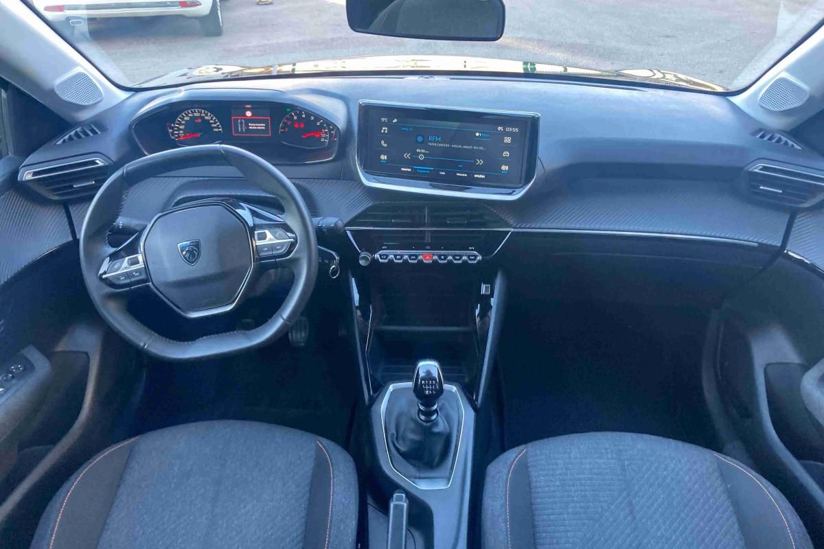 peugeot-208-2025-gasolina-1199cc