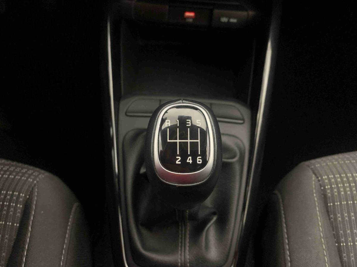kia-stonic-2025-gasolina-998cc