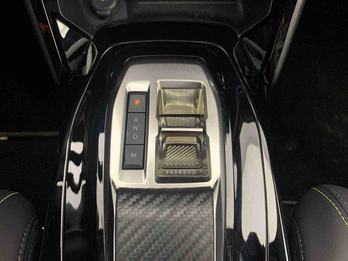 peugeot-2008-2025-gasolina-1199cc