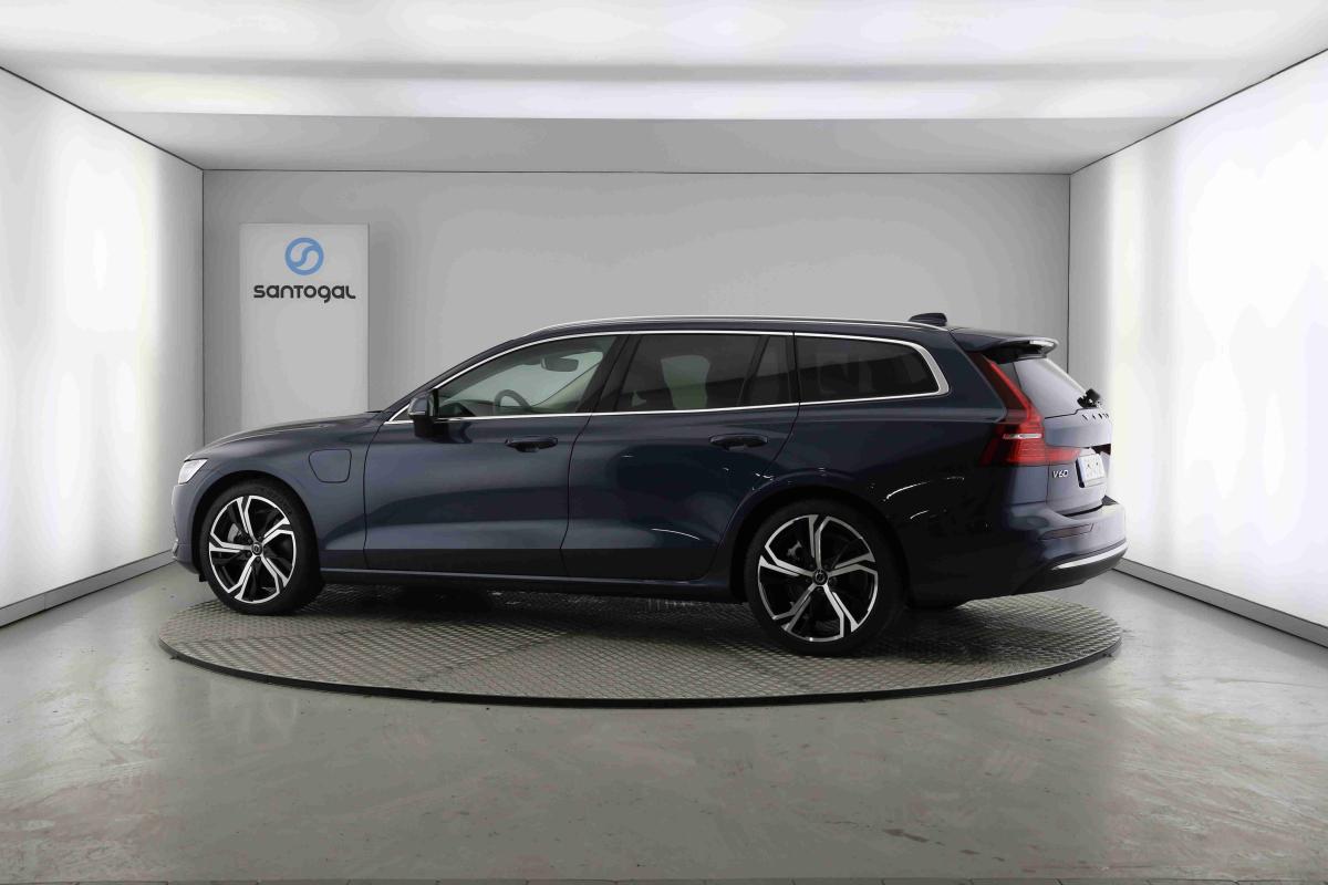 volvo-v60-2025-hibrido-1969cc