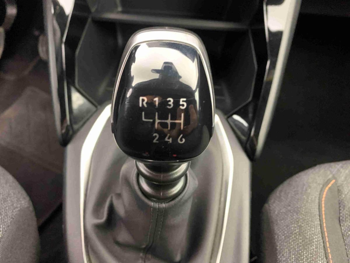 peugeot-2008-2025-gasolina-1199cc