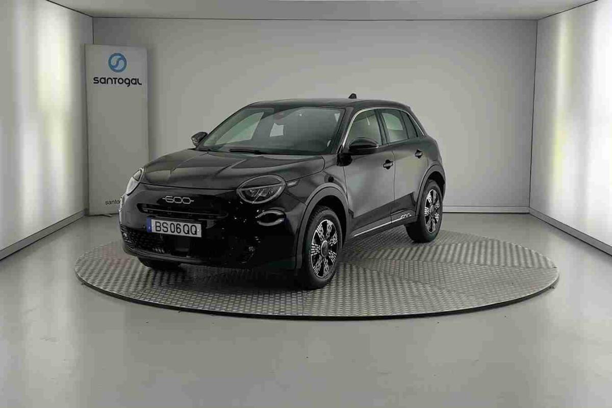 fiat-600-2025-gasolina-1199cc
