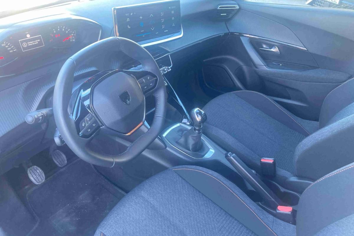 peugeot-2008-2025-gasolina-1199cc