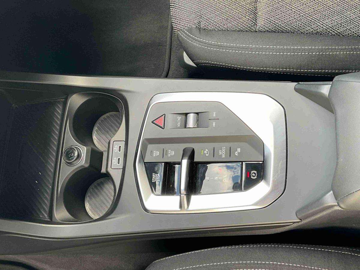 bmw-321-2025-gasolina-1499cc