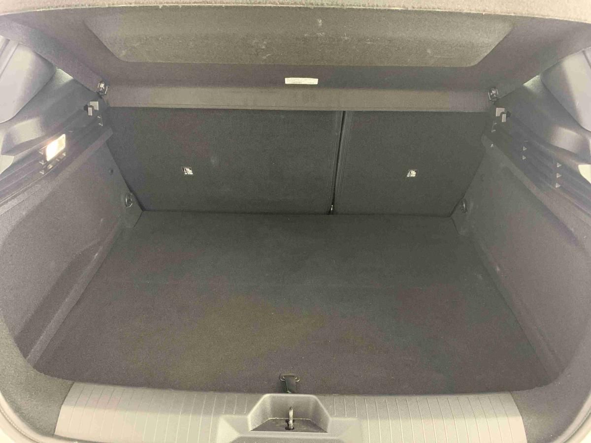 opel-astra-2025-hibrido-1598cc