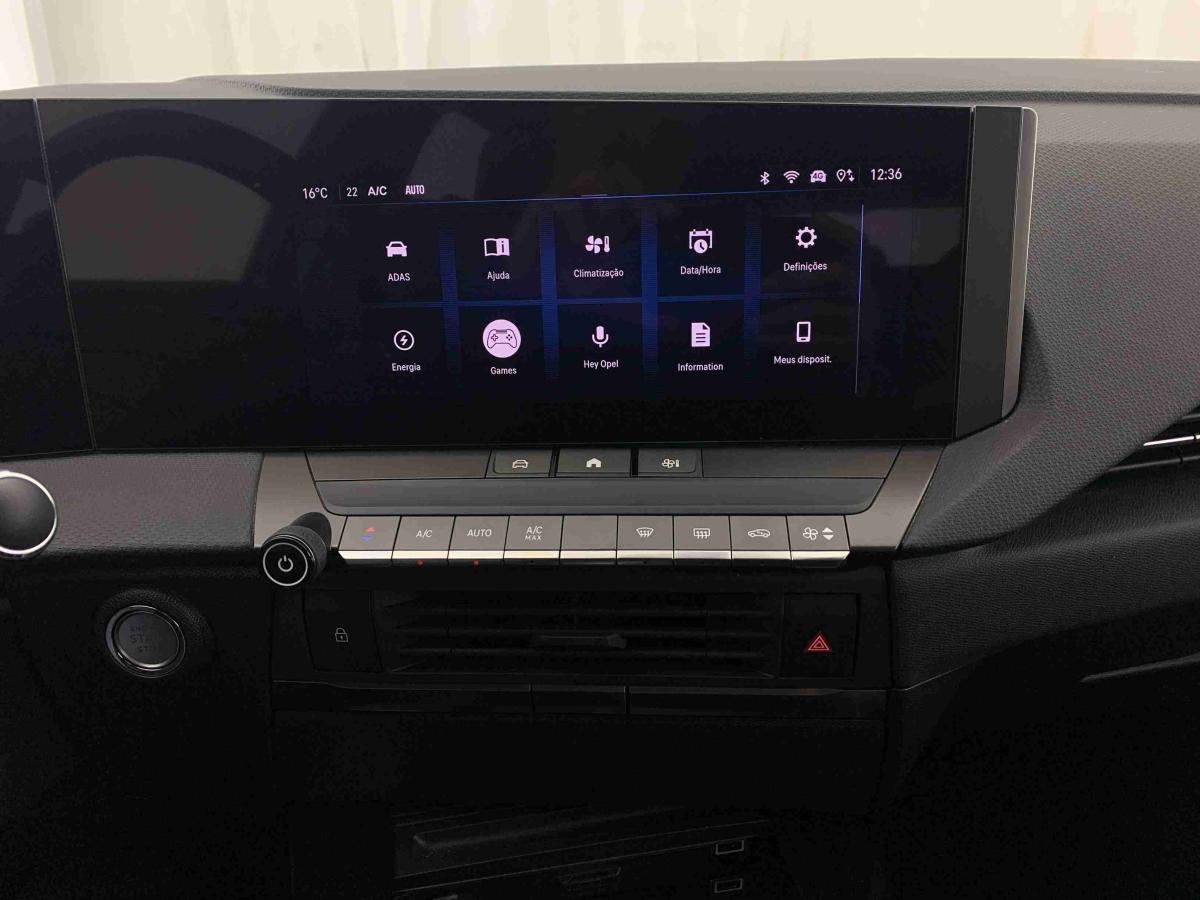 opel-astra-2025-hibrido-1598cc