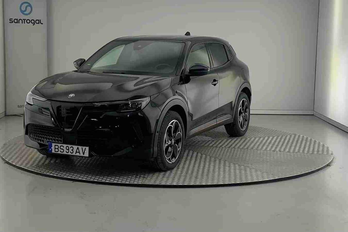 alfa-romeo-junior-2025-eletrico-0cc