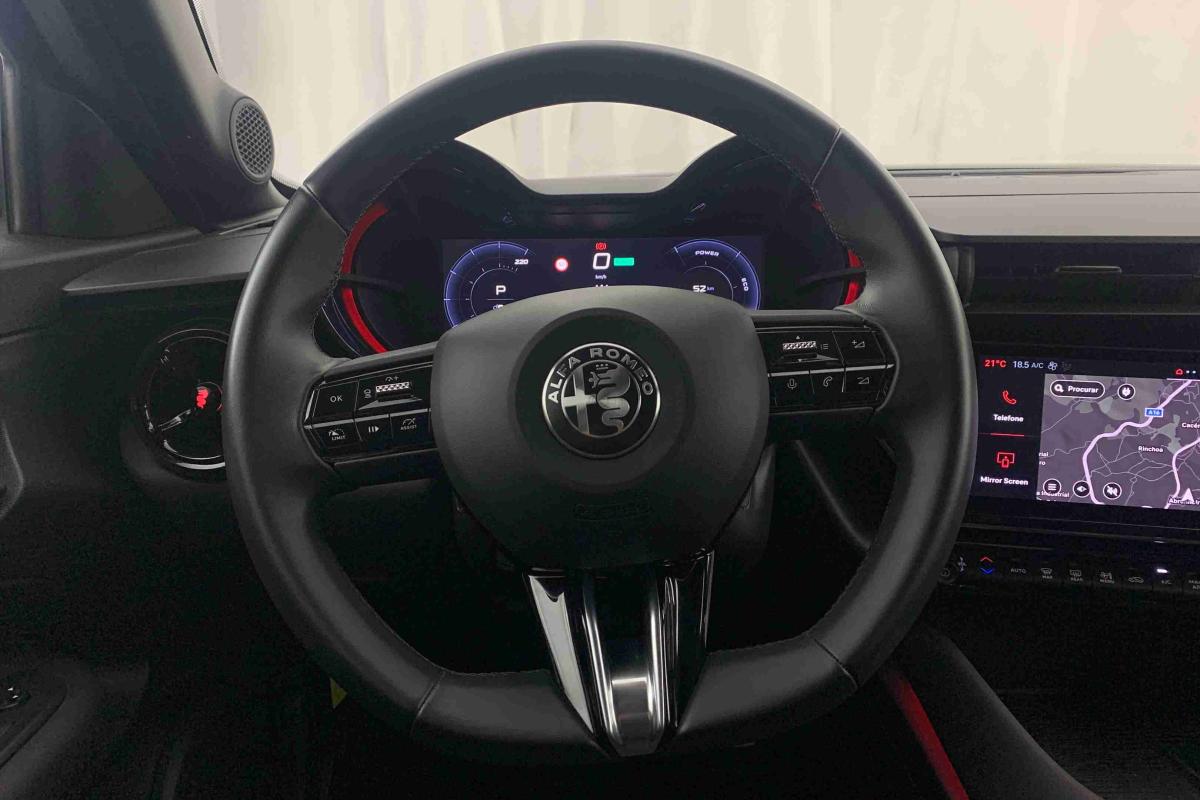 alfa-romeo-junior-2025-eletrico-0cc