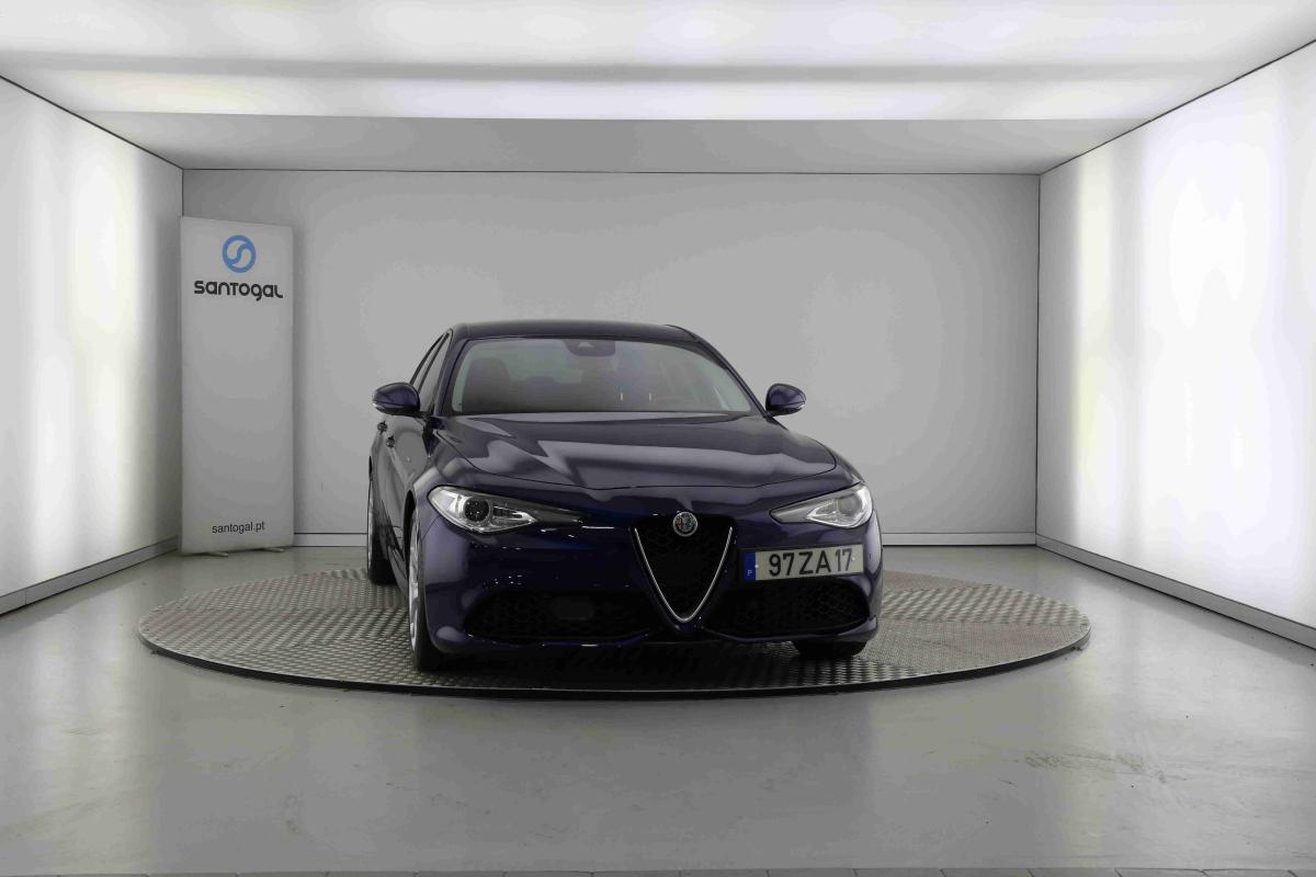 alfa-romeo-giulia-2019-diesel-2143cc