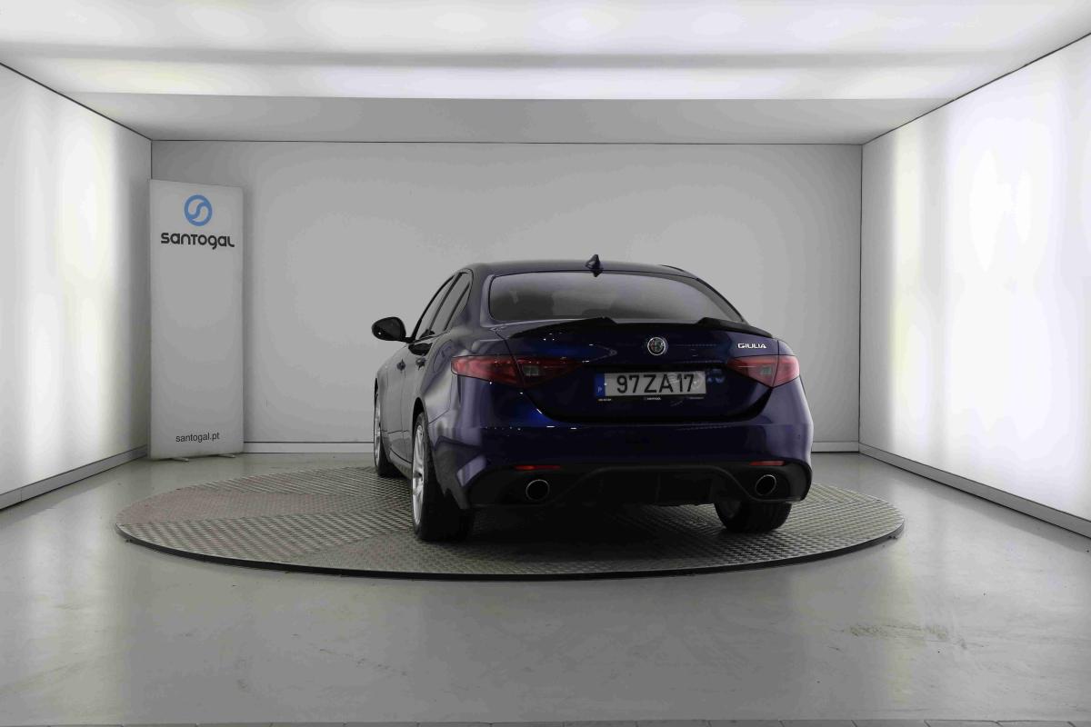 alfa-romeo-giulia-2019-diesel-2143cc