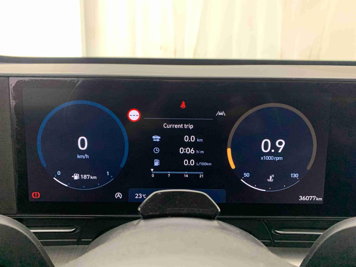 hyundai-kauai-2024-gasolina-998cc