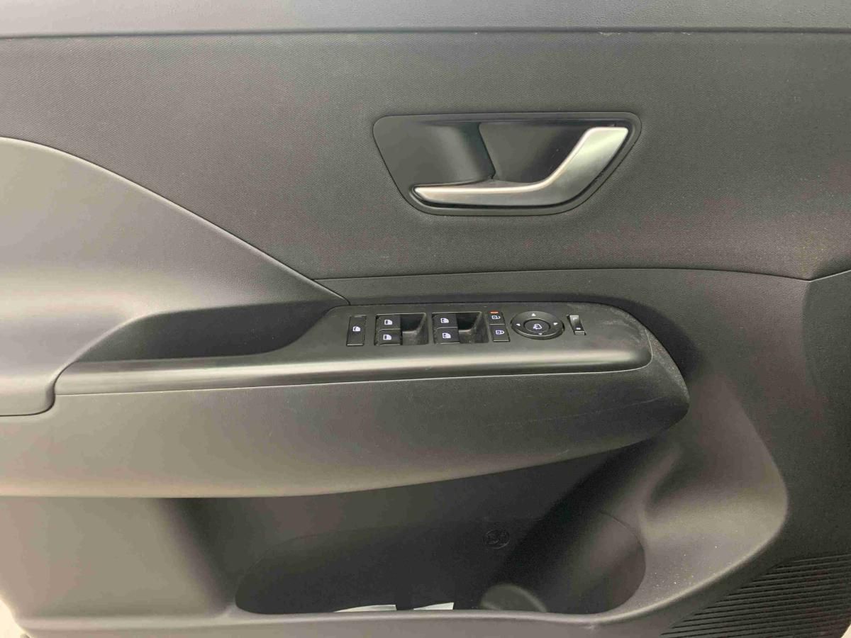 hyundai-kauai-2024-gasolina-998cc