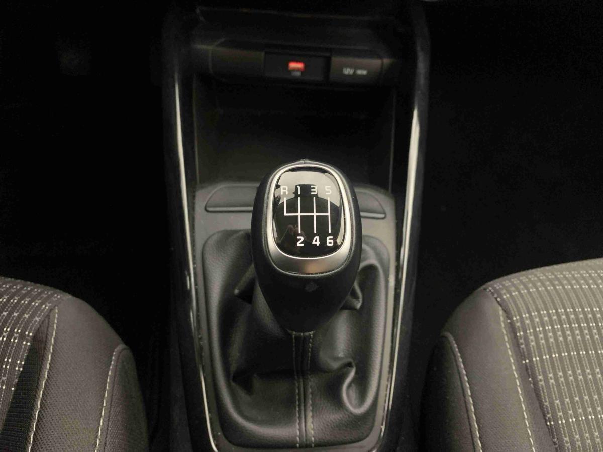 kia-stonic-2025-gasolina-998cc