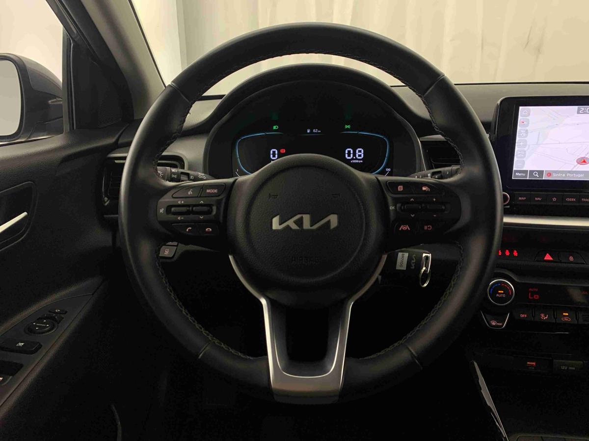 kia-stonic-2025-gasolina-998cc