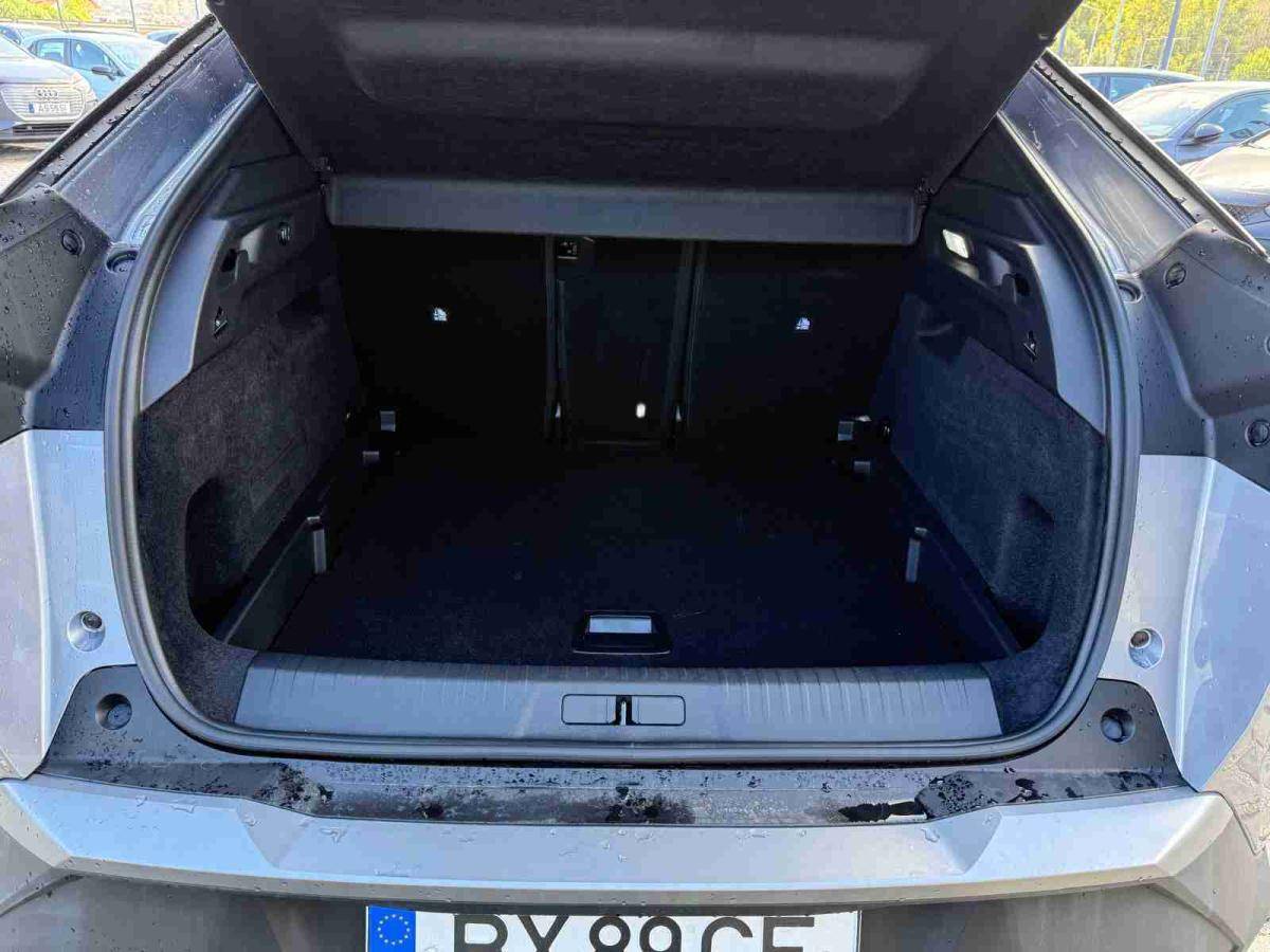 peugeot-e-3008-2025-eletrico-0cc