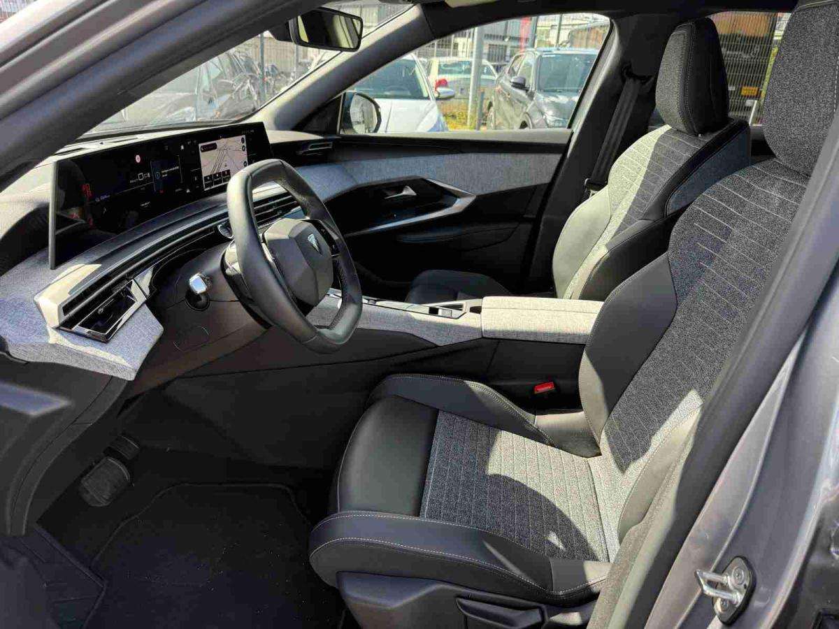 peugeot-e-3008-2025-eletrico-0cc