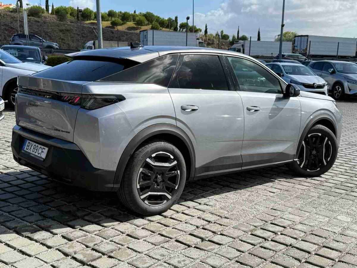 peugeot-e-3008-2025-eletrico-0cc