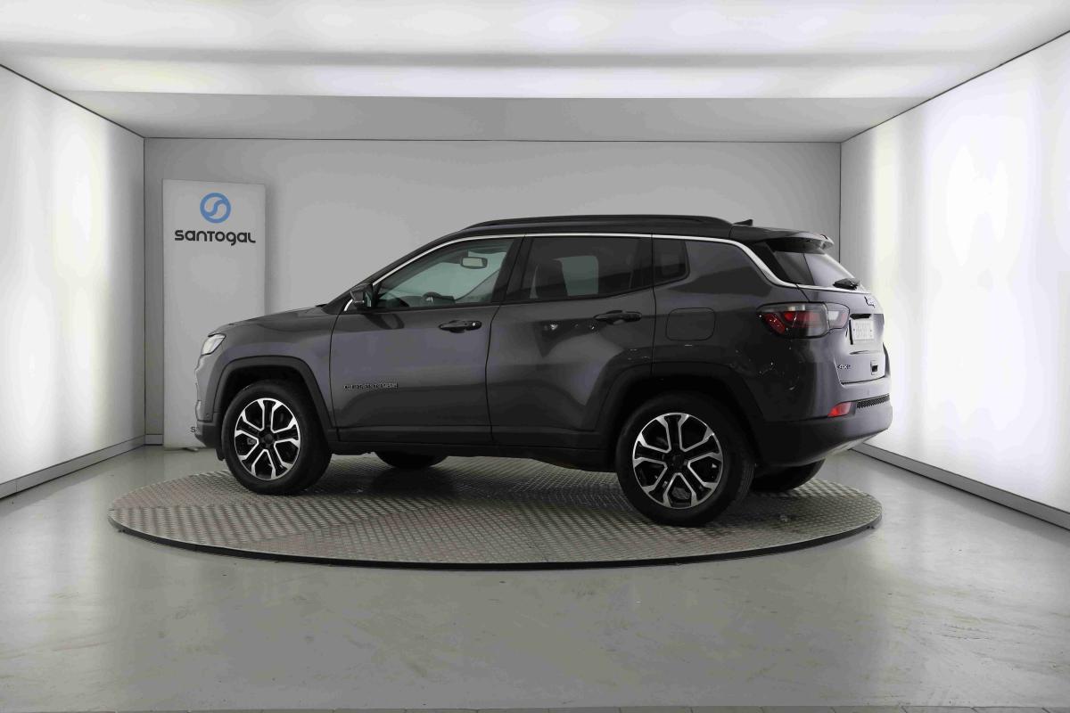 jeep-compass-2024-hibrido-1332cc