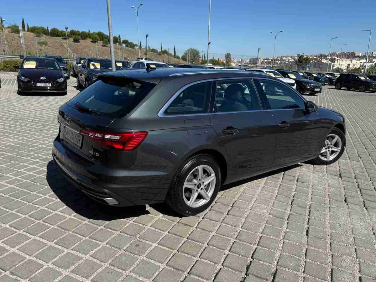 audi-a4-2021-diesel-1968cc