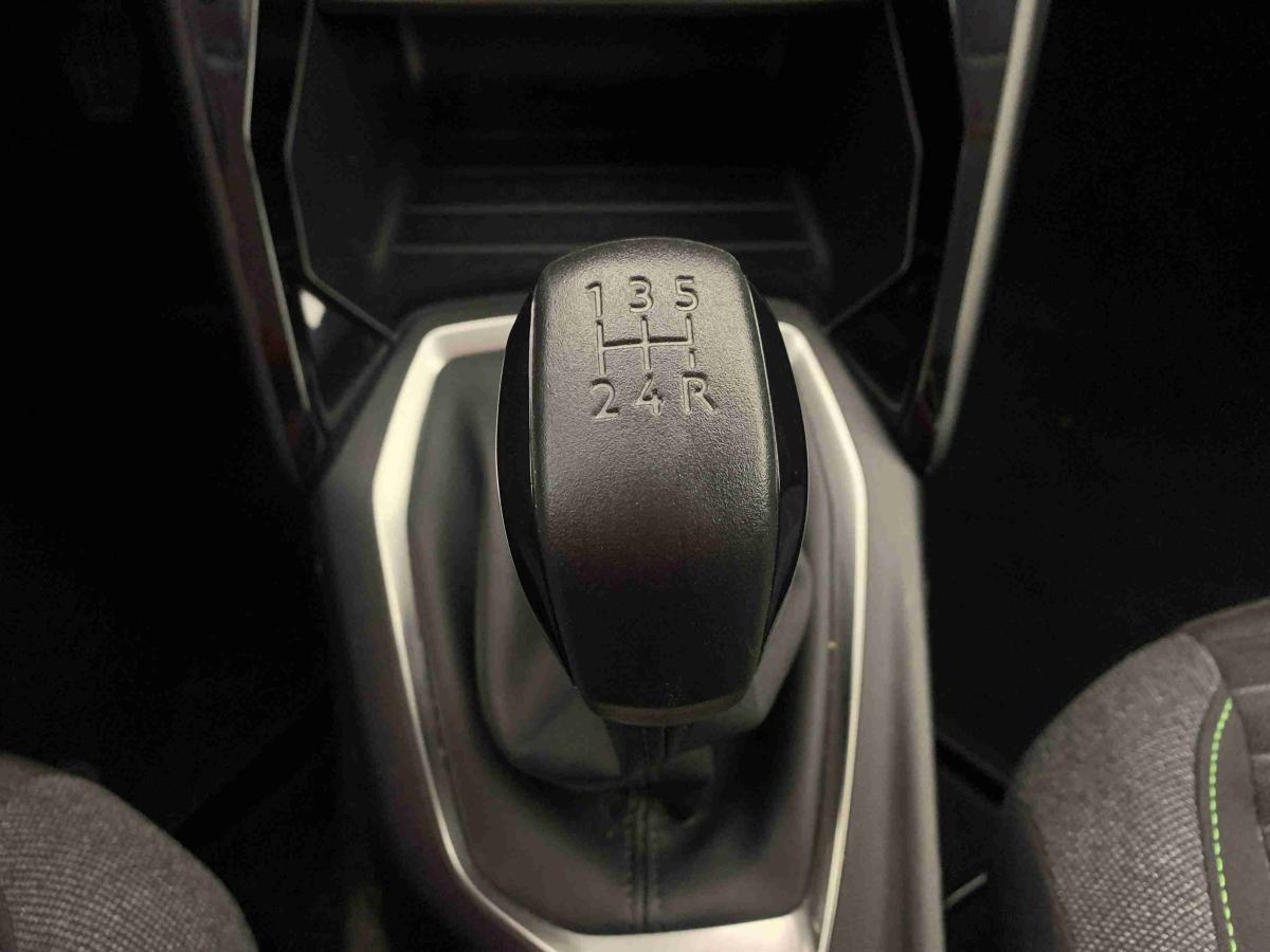 peugeot-208-2024-gasolina-1199cc