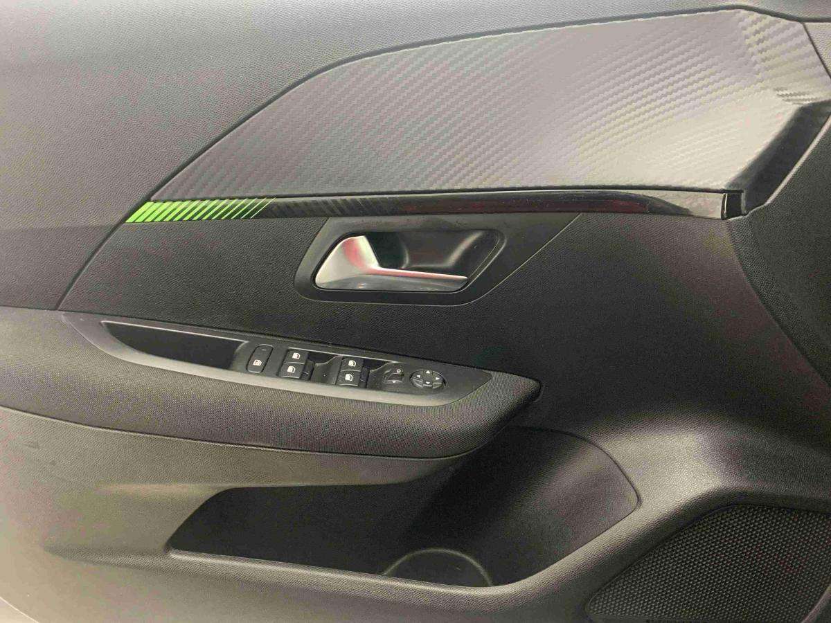 peugeot-208-2024-gasolina-1199cc