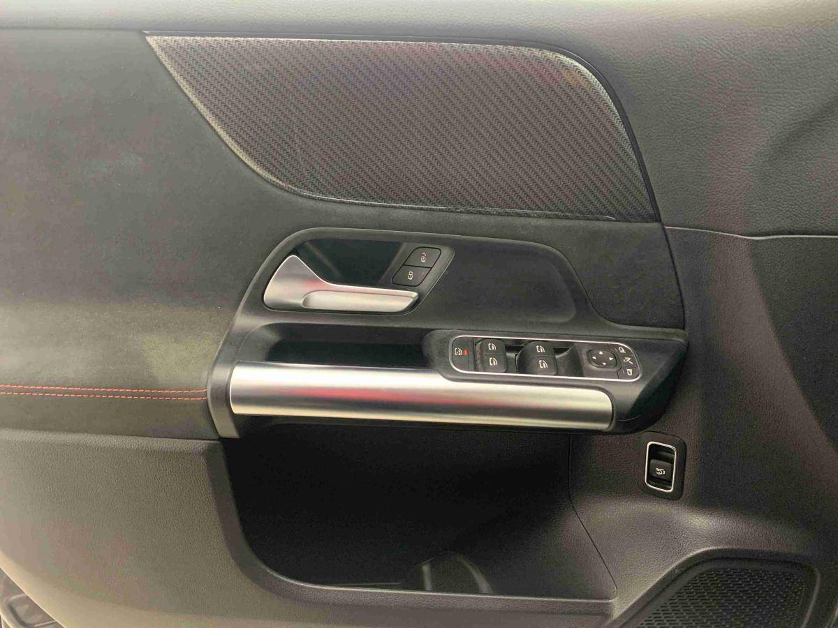 mercedes-benz-200-2019-gasolina-1332cc