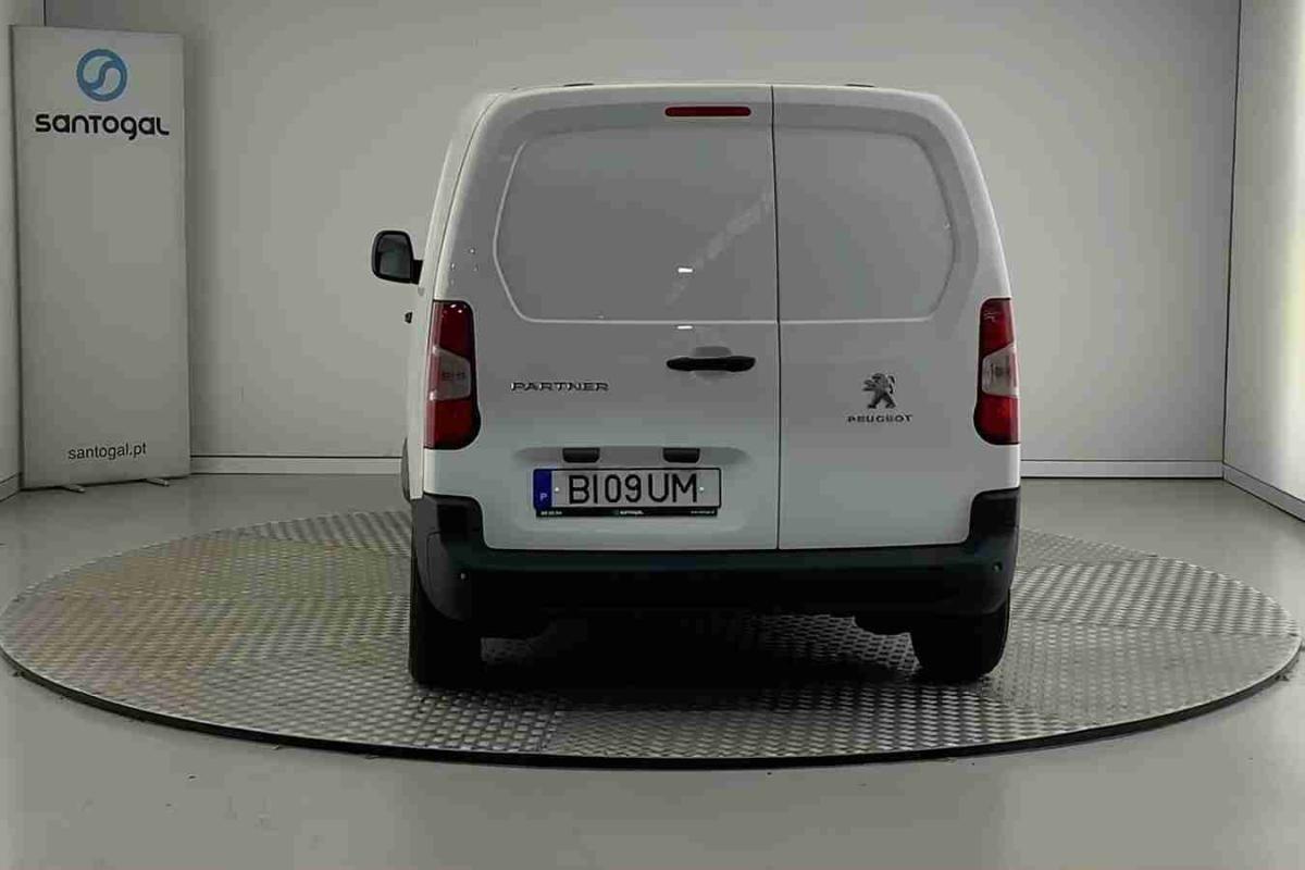 peugeot-partner-2024-diesel-1499cc